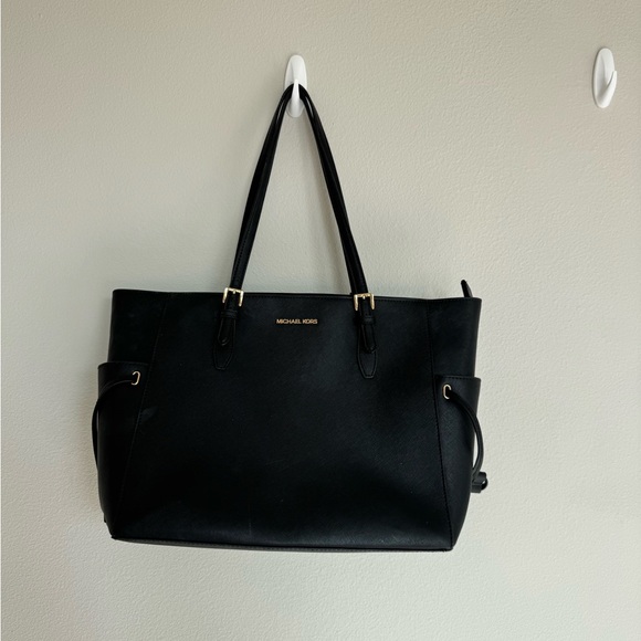 Michael Kors Tote - Black - Picture 1 of 5